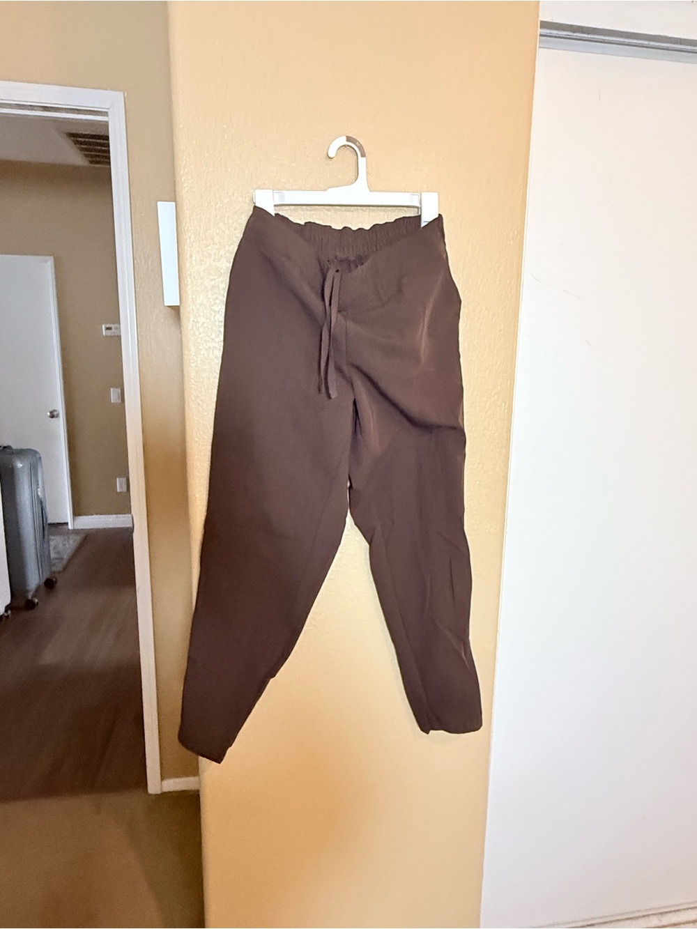 Jaanuu drawstring scrub pant